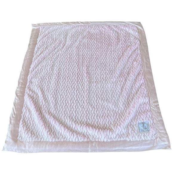 Little Giraffe Luxe Waves Pink Plush Baby Blanket Satin Trim 30 x 35.5 GUC - Picture 3 of 9